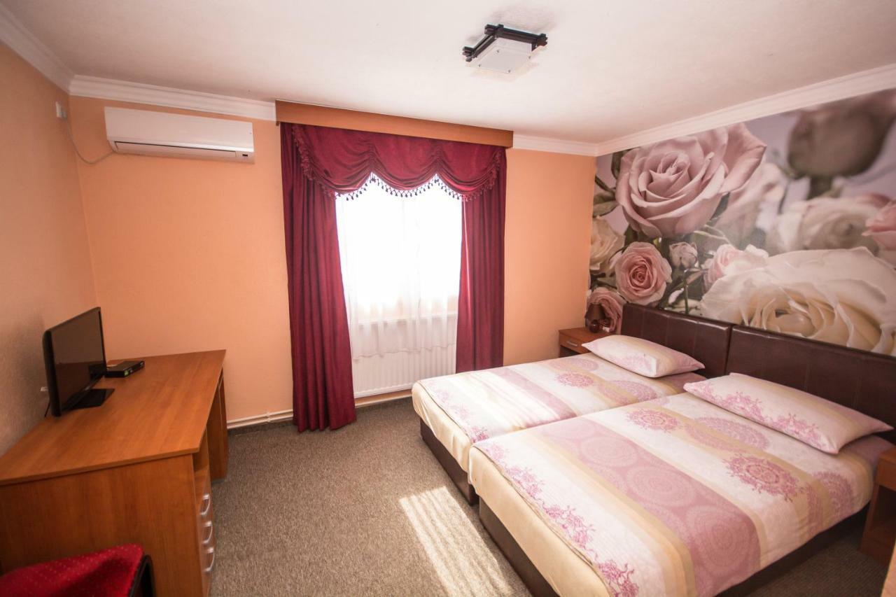 Hotel Drumski Raj Svilajnac 외부 사진